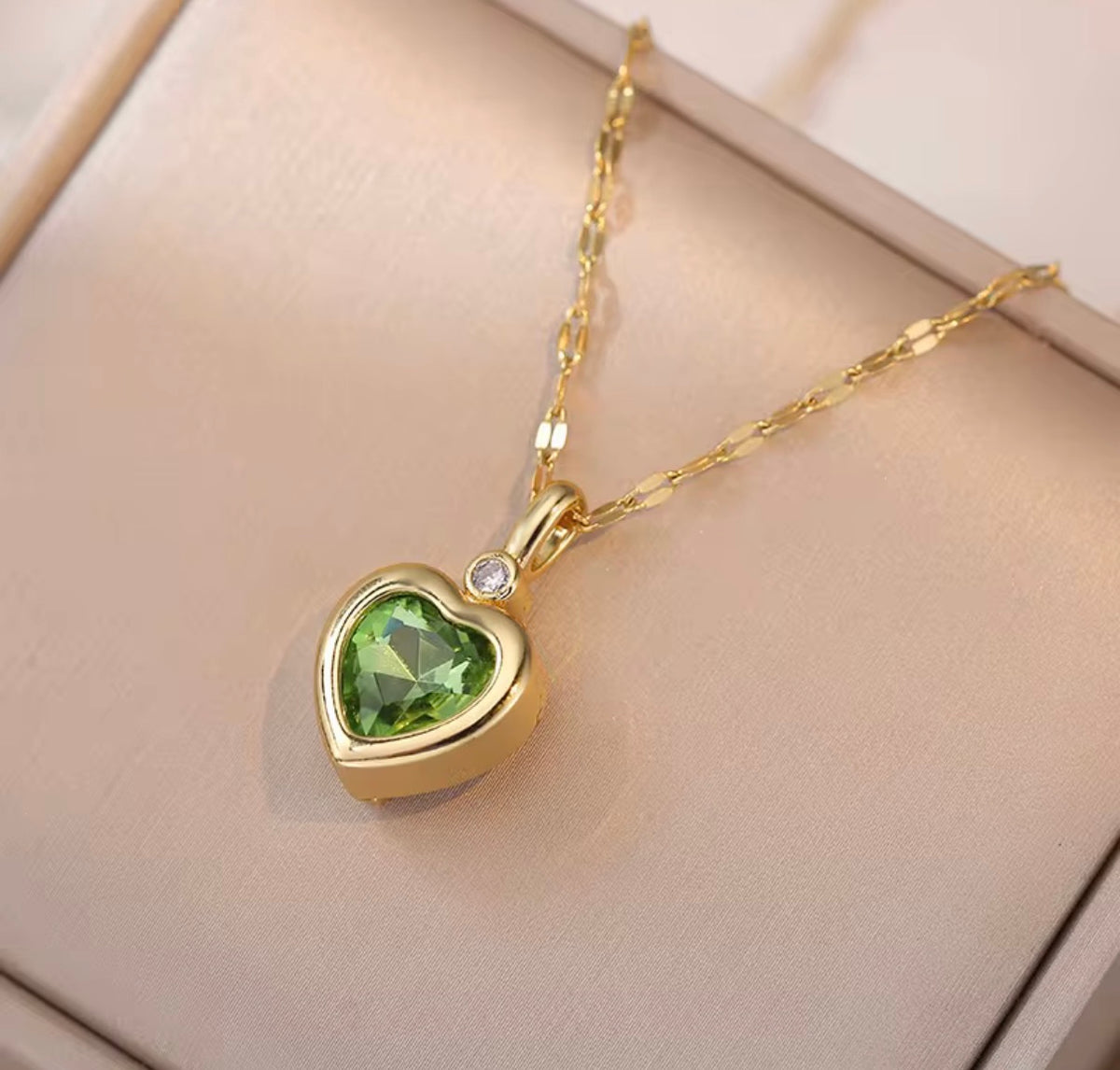 replaceable heart stone chain ALC 1