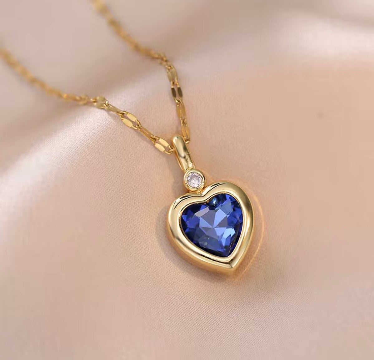 replaceable heart stone chain ALC 1