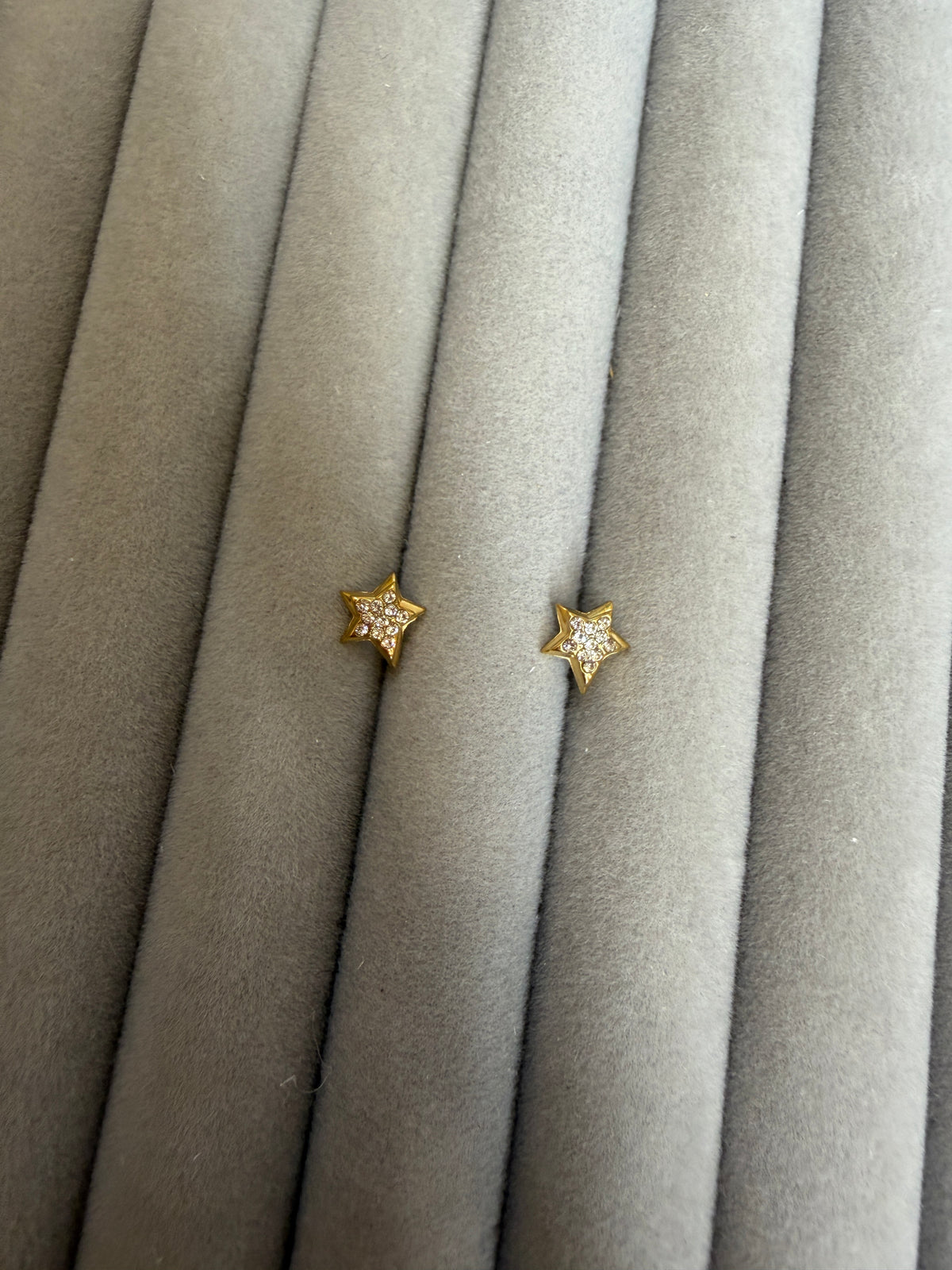 Star ball back studs 2