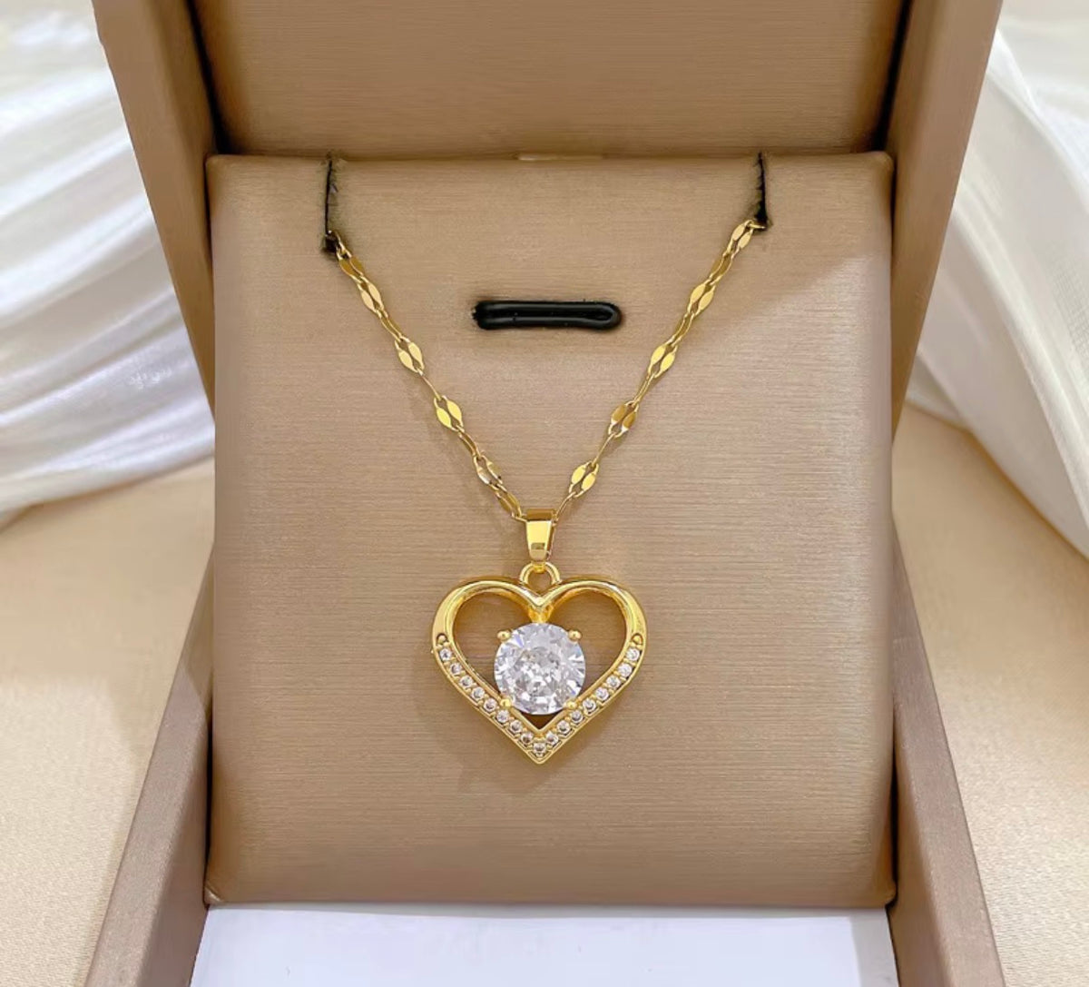 Love solitaire chain Premium  ALC 25