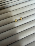 Square Ball back studs