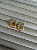Oval Hoops
