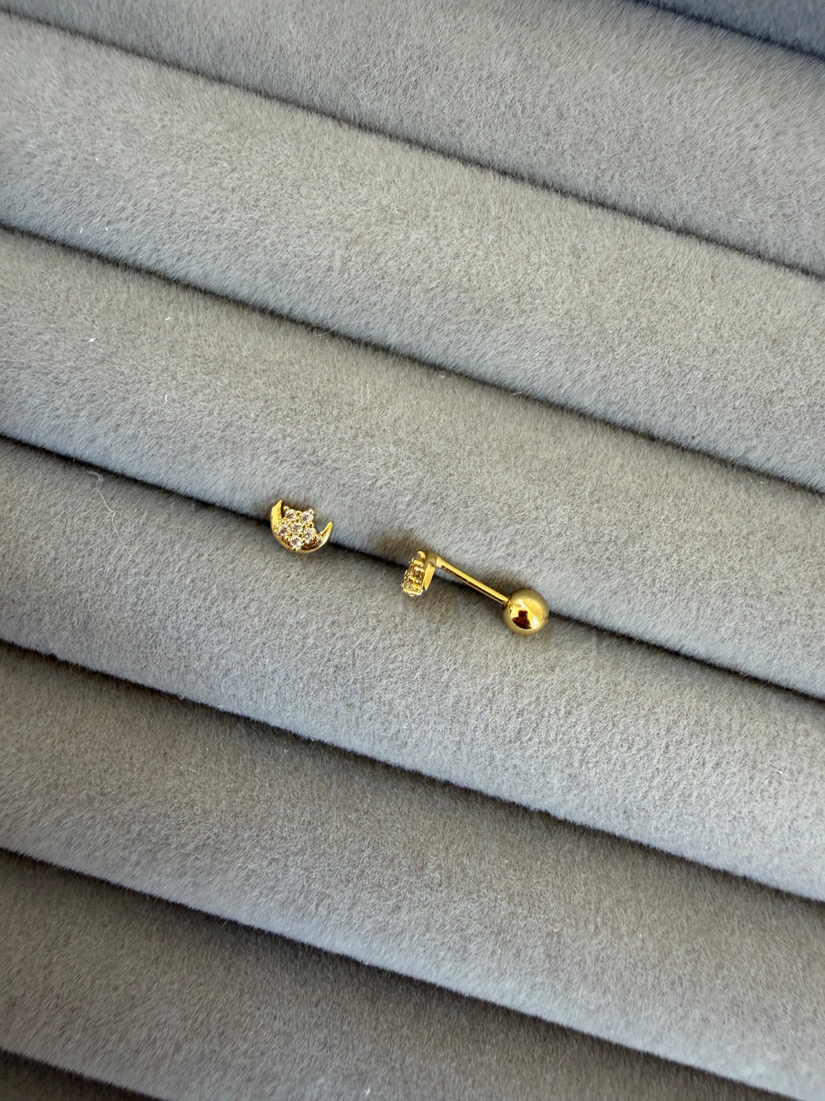 Moon star Ball back studs