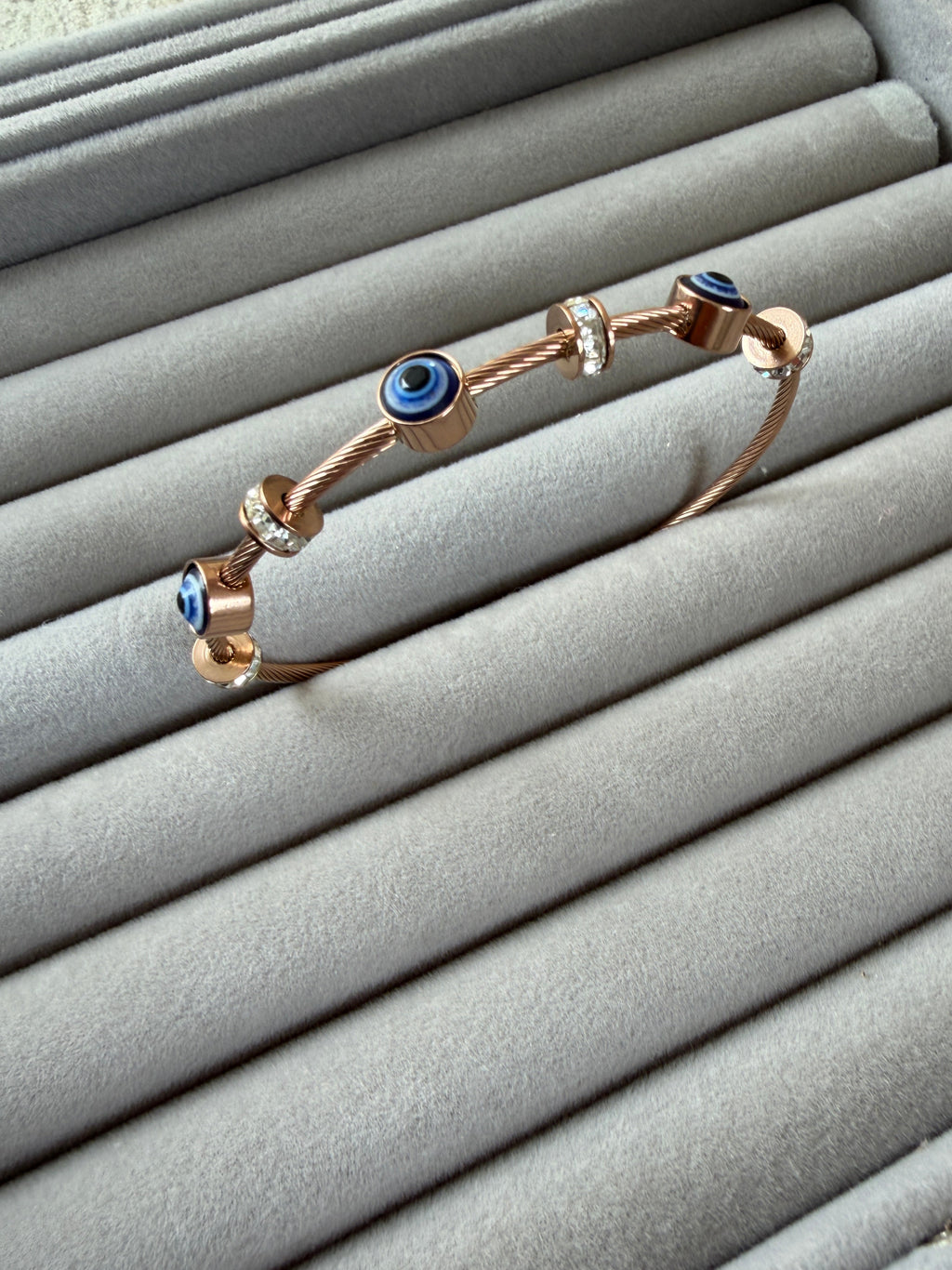 Evil eye magnetic bracelet BHB 1