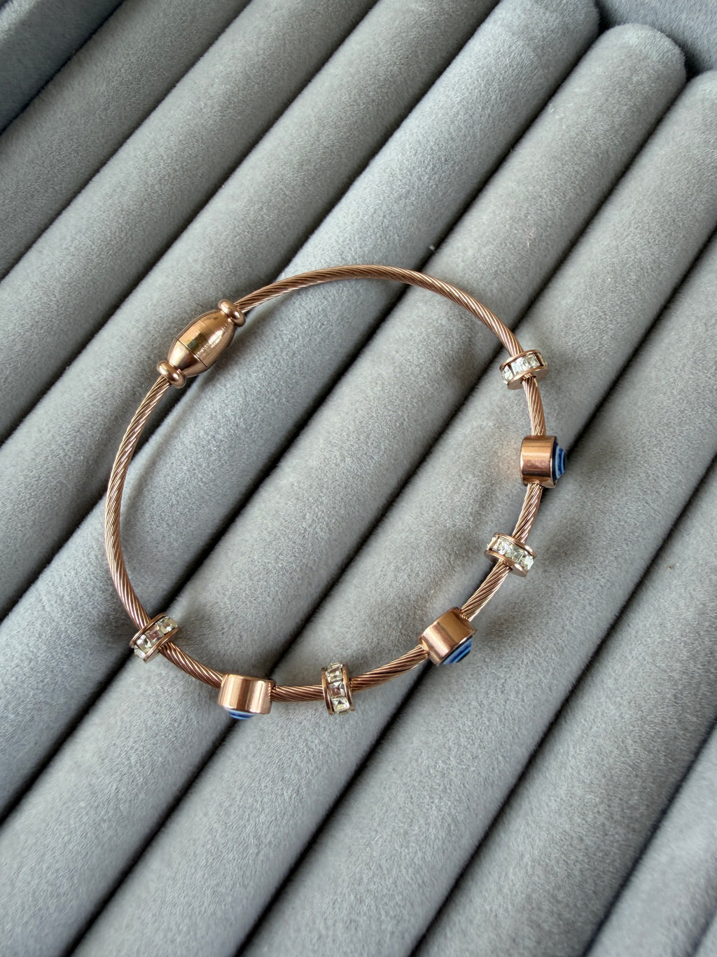 Evil eye magnetic bracelet BHB 1