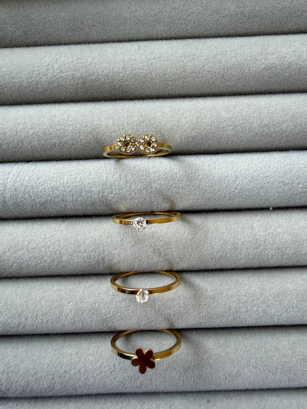 Stackable ring BHR 1