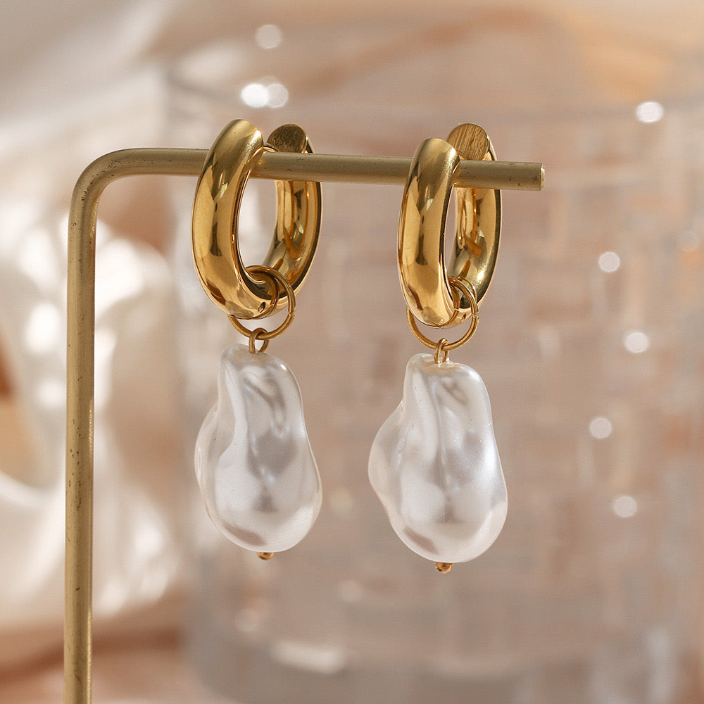 Hoop pearl drops statement earrings NIE 1